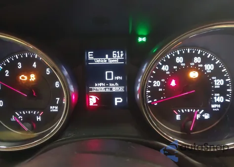 2013 Jeep Grand Cherokee Laredo z USA, uszkodzony, nr VIN 1C4RJFAG1DC506217